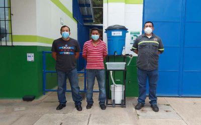 Innovación que trasciende: lavamanos ecológico para prevención del COVID