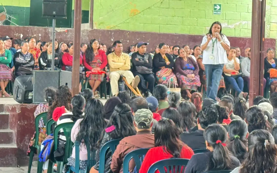 Escuela para Padres del programa Paso a Paso llega a más de 600 padres de familia en San Juan Sacatepéquez 