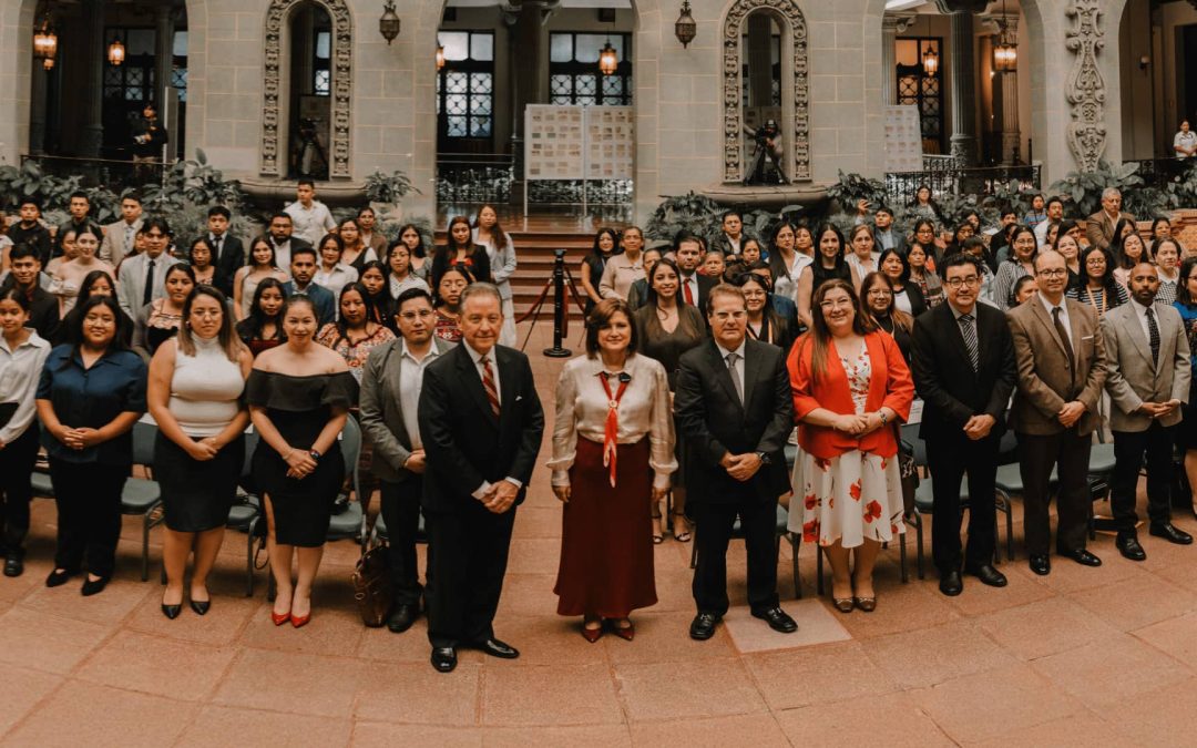 Clausura del programa “Oportunidades para Jóvenes Líderes” impulsa a 50 jóvenes en Guatemala