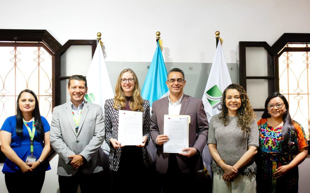 Fundación Carlos F. Novella y Fundación Listo firman alianza para fortalecer programas de nutrición y desarrollo familiar